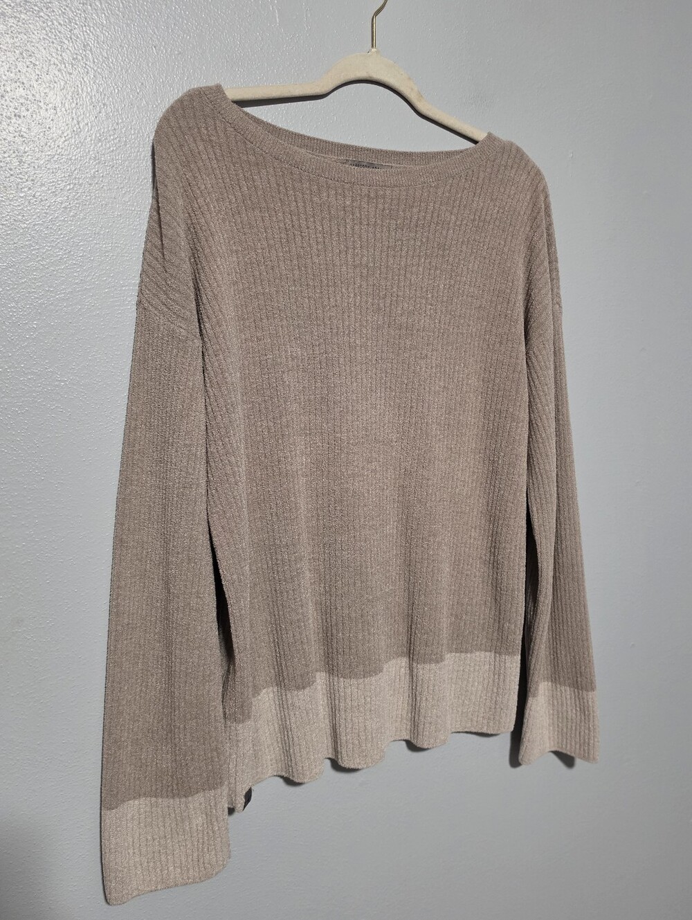 BAREFOOT DREAMS CozyChic Ultra Lite Sweater Womens Medium Taupe Colorblock Soft - Picture 3 of 9